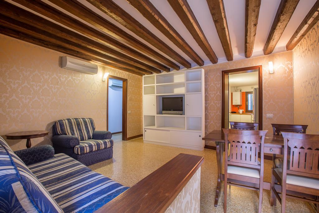 - Piazzale Roma Apartamento *